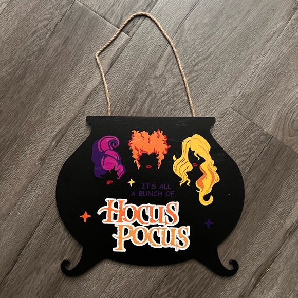 Other - Disney Hocus Pocus Hanging Sign